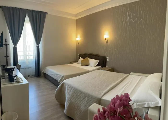 Oda ve Kahvaltı Bq House Castello Luxury 3*