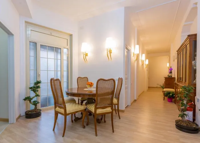 Bq House Castello Luxury Nocleg ze śniadaniem Rzym