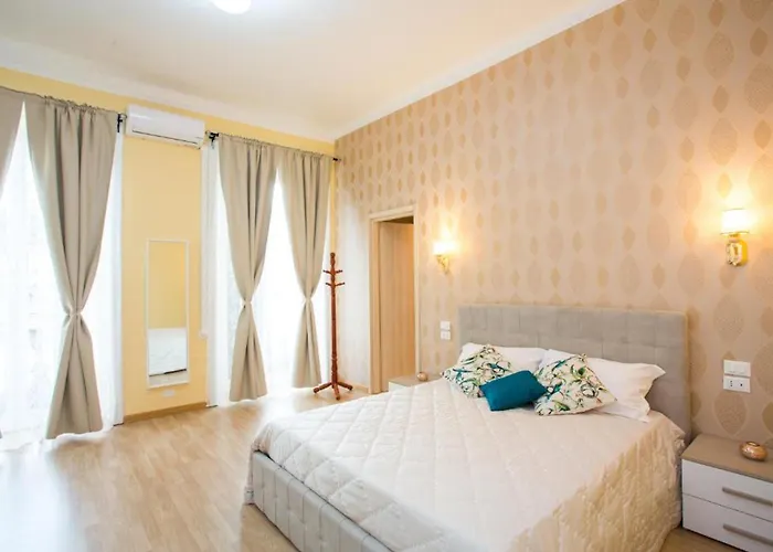 Bq House Castello Luxury Nocleg ze śniadaniem 3*