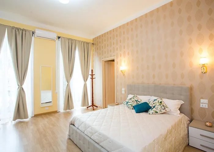 Bq House Castello Luxury Nocleg ze śniadaniem 3*